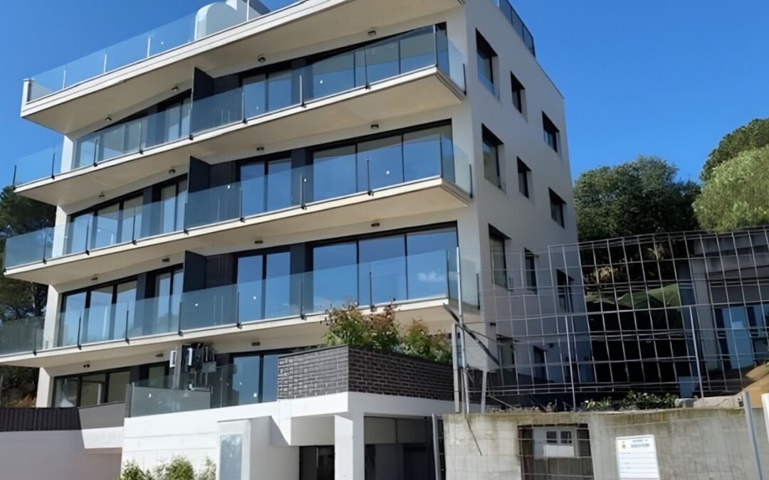 Apartamentos / edificio de viviendas Urbanización «La Indiana»